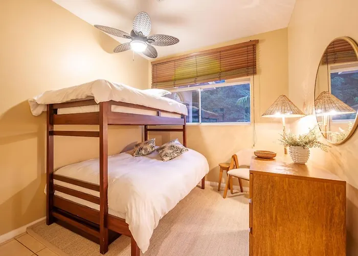 Nube Nueve 5br W Pool & Ocean Views *