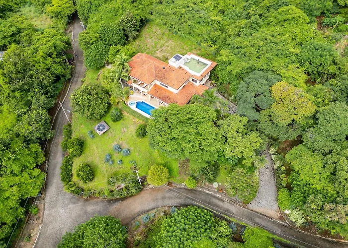 Nube Nueve 5br W Pool & Ocean Views Ferienhaus