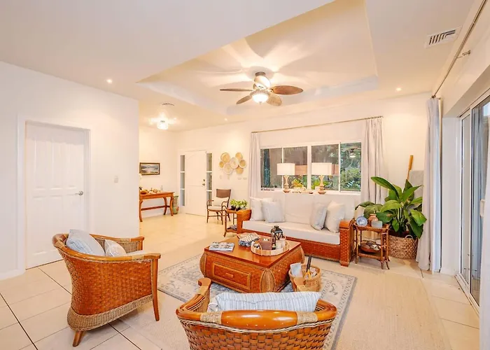 Nube Nueve 5br W Pool & Ocean Views Ferienhaus