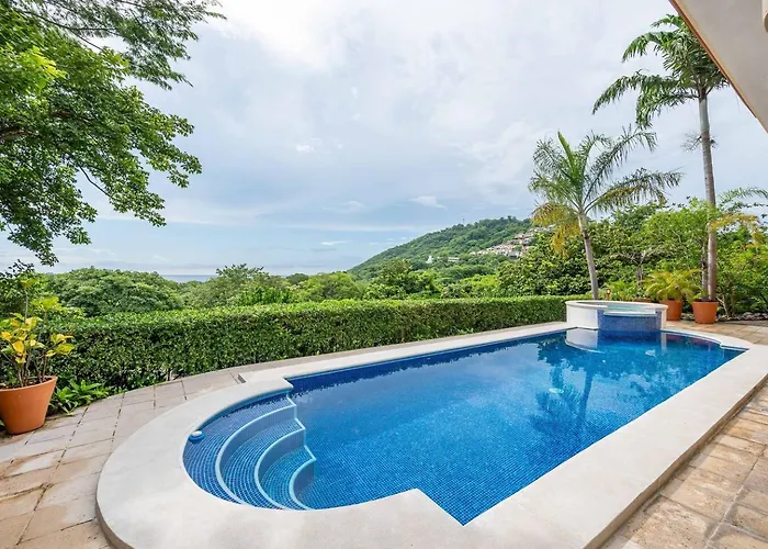 Nube Nueve 5br W Pool & Ocean Views