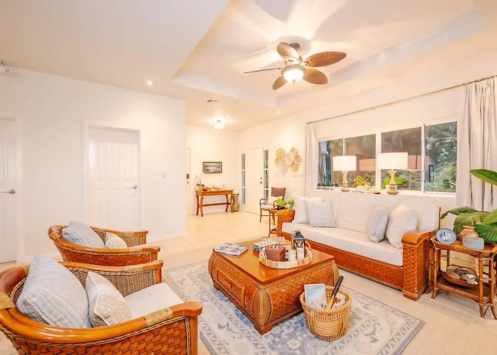 Nube Nueve 5br W Pool & Ocean Views * Playa Hermosa (Guanacaste)